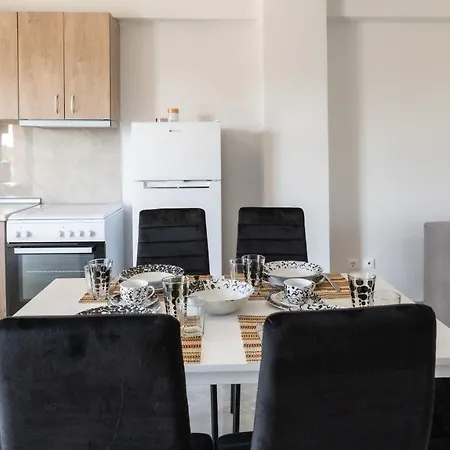 Mythic Βίλα Επανωμή